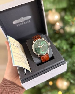 🎁 Darujte víc než dárek. Darujte čas – ten nejcennější ⌚ Elegantní hodinky pro výjimečné okamžiky. #vanoce2025 #dárek...